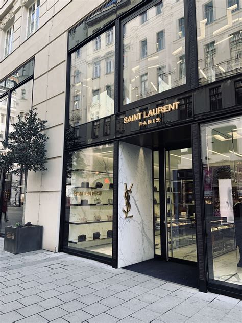 how many ysl stores are there|YSL outlet store.